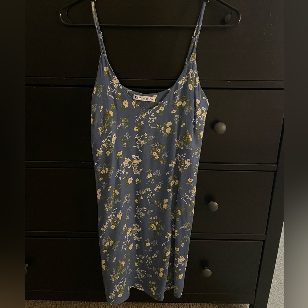 Reformation Navy Floral Patterned Fabric